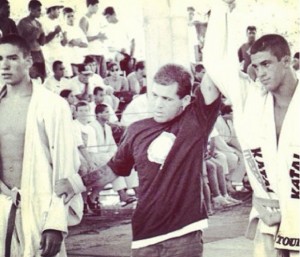 Vitor Belfort competindo na azul. Nesta foto ele vencia Rodrigo Comprido, Bi-campeão Mundial de Jiu-Jitsu. Foto: Arquivo Pessoal