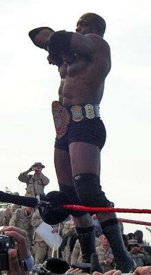 Lashley durante seu primeiro reinado como campeão mundial da ECW