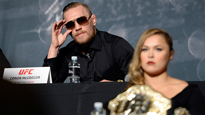 Conor McGregor e Ronda Rousey (Foto: Jeff Bottari/Zuffa LLC/Zuffa LLC via Getty Images)